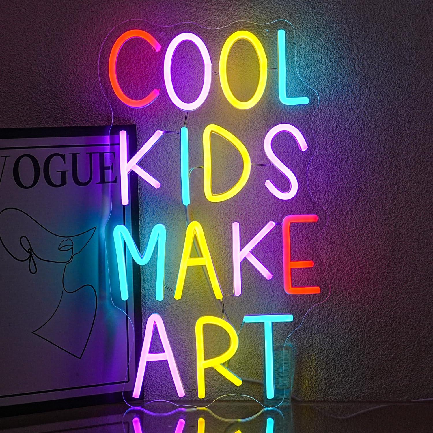 Insegna al Neon 'Cool Kids Mak - Nursery recensione e prezzo